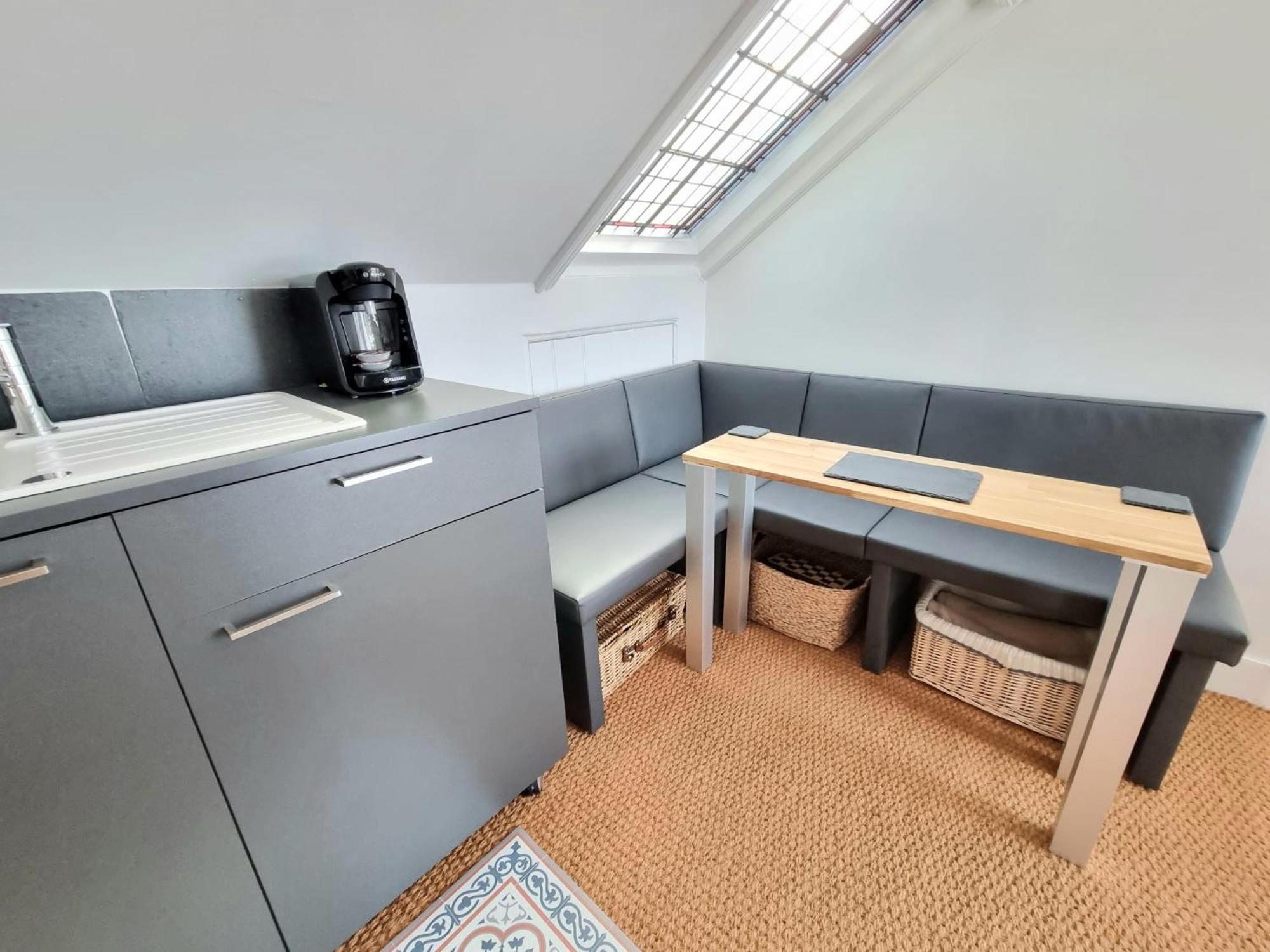 West Hill Retreat Seaview Balcony Chic Loft Studio & Free Parking Hastings Exteriér fotografie